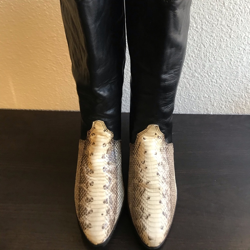 VINTAGE Cowgirl boots USA Genuine Leather Steal Toe